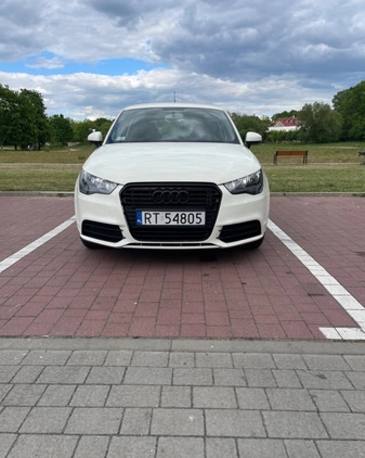 Audi A1 cena 25900 przebieg: 152719, rok produkcji 2011 z Tarnobrzeg małe 301